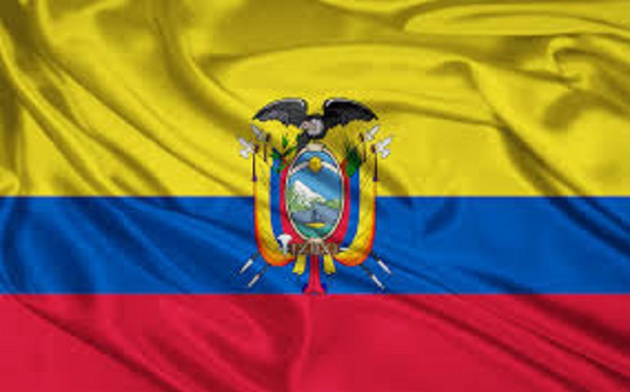   Accidente entre un tráiler y un camión deja cuatro muertos en Ecuador  